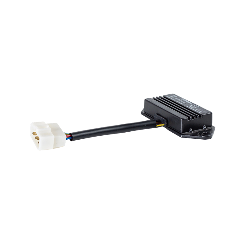 IP65 DC12V Regulator Elektronik Sistem Pengisian Forklift Industri Arus Berlebih Tegangan Lebar Tegangan Lebar